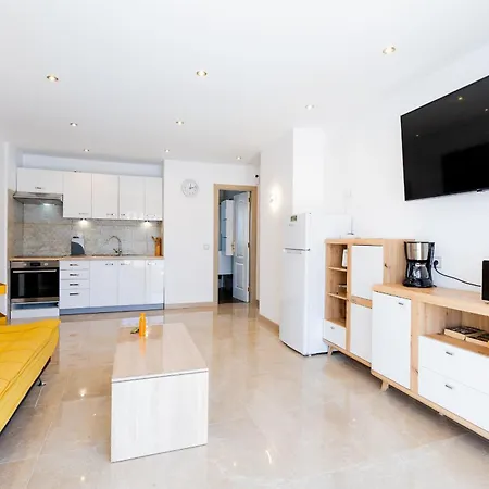 公寓 Floritas 23 Terrace And Swimming Pool