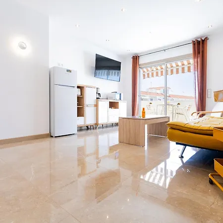 Floritas 23 Terrace And Swimming Pool 公寓